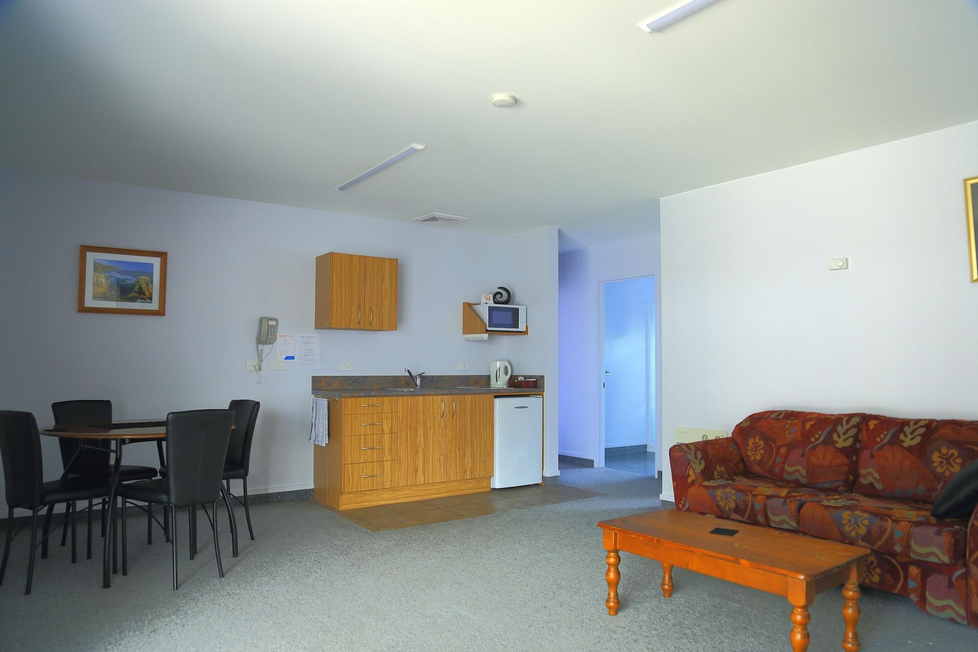 Arran Motel Te Anau Exteriör bild