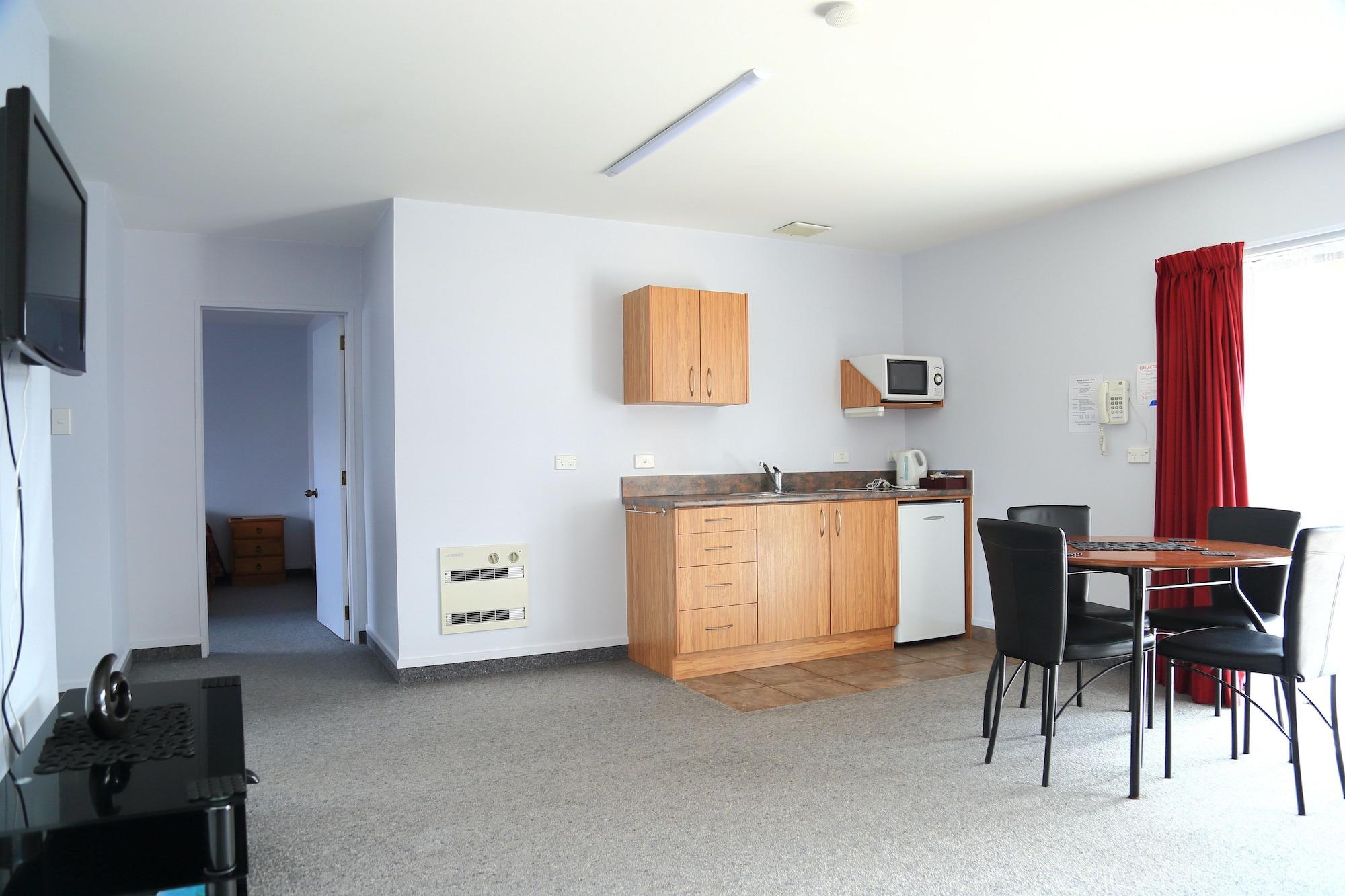 Arran Motel Te Anau Exteriör bild