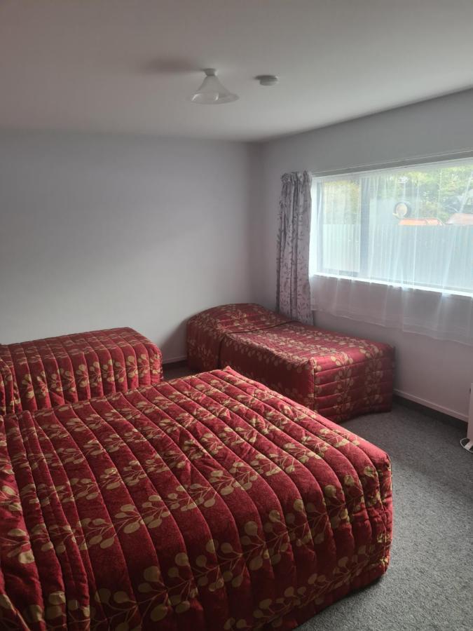 Arran Motel Te Anau Exteriör bild