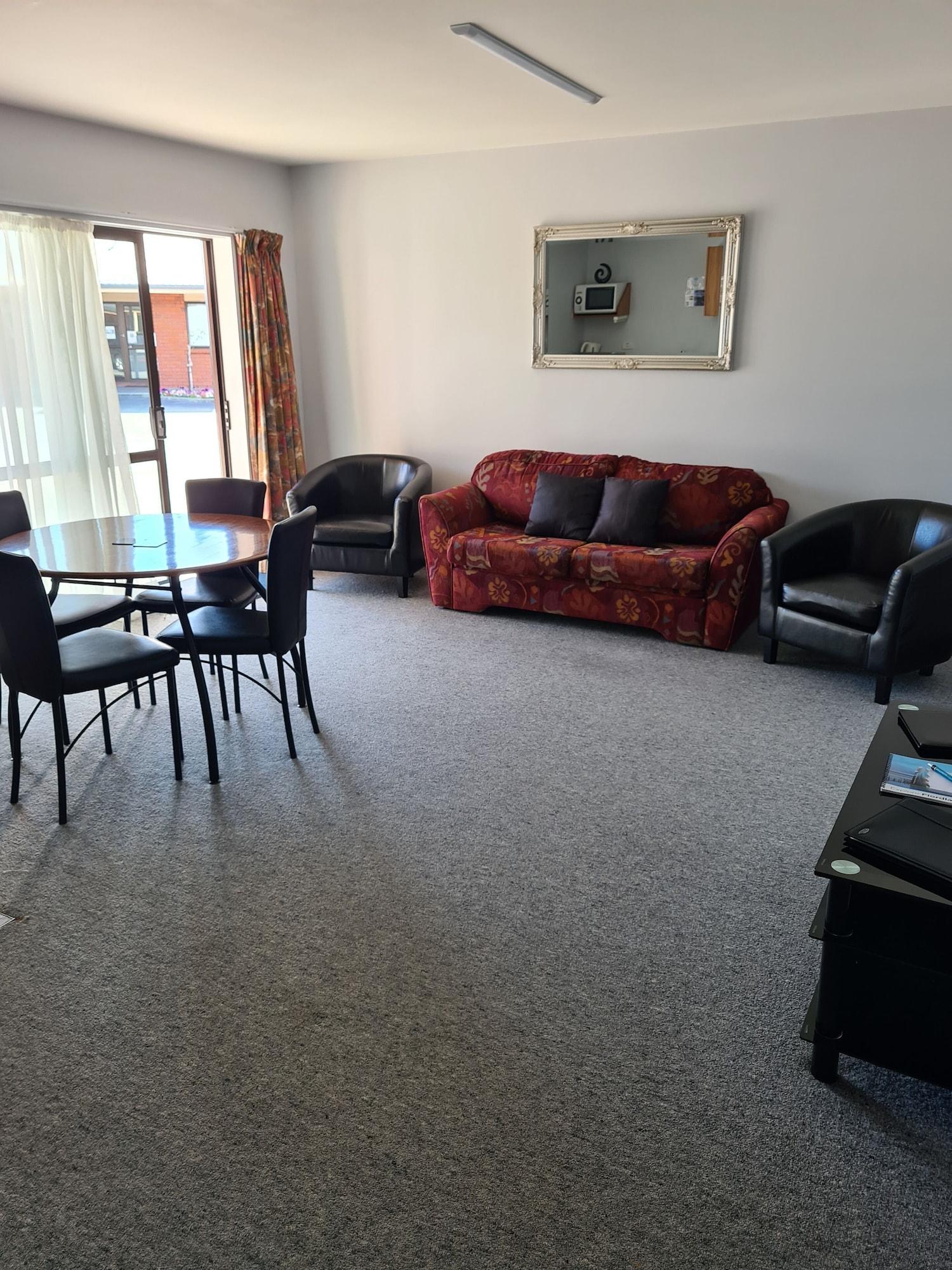 Arran Motel Te Anau Exteriör bild