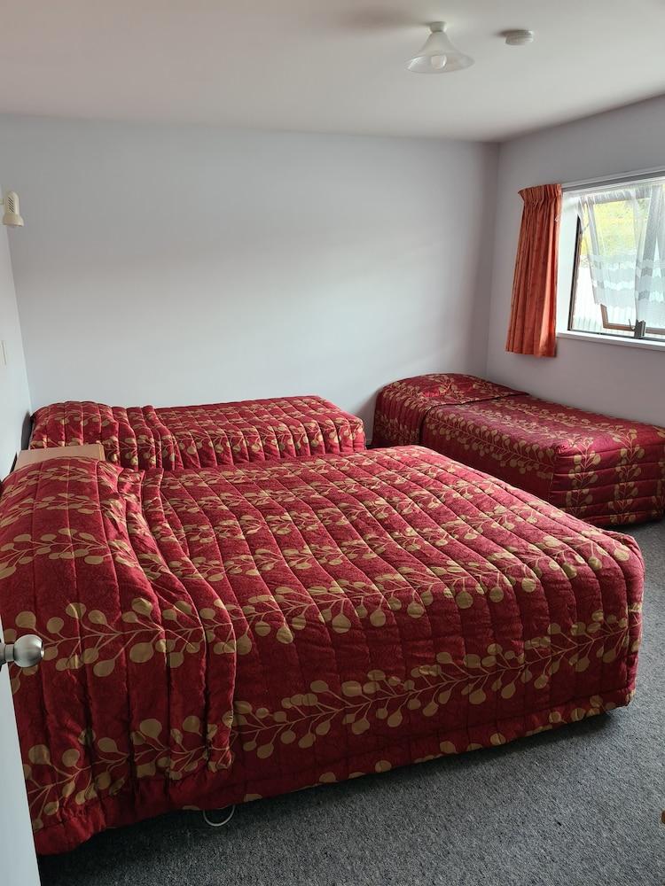 Arran Motel Te Anau Exteriör bild