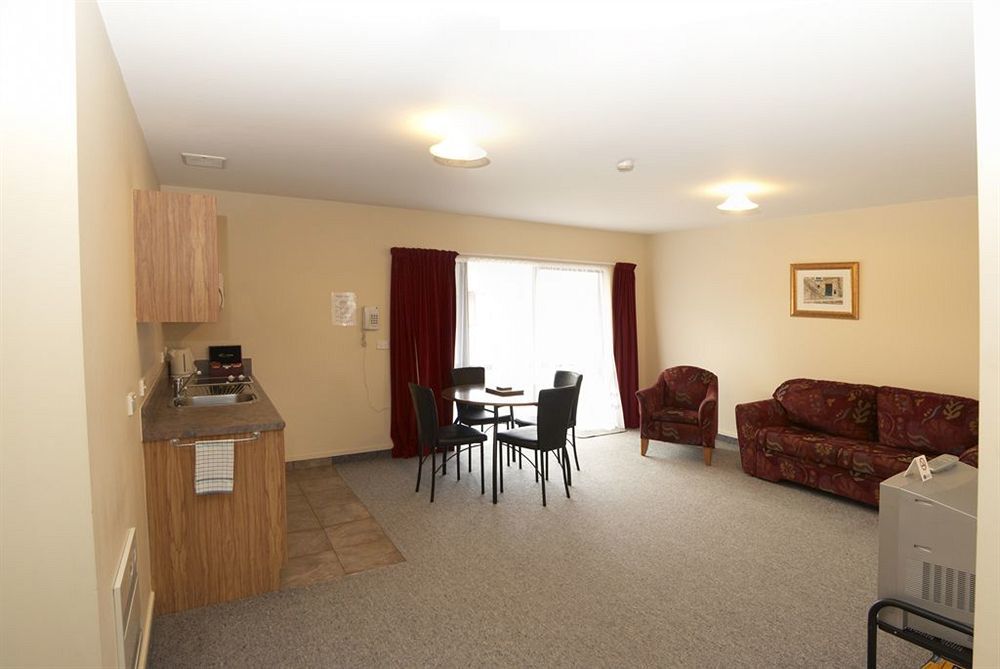 Arran Motel Te Anau Exteriör bild